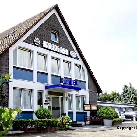 Hotel Zur Bruecke クレーフェルト エクステリア 写真