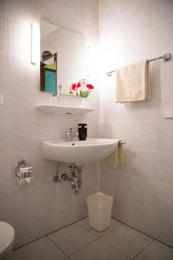 Hotel Zur Bruecke クレーフェルト エクステリア 写真