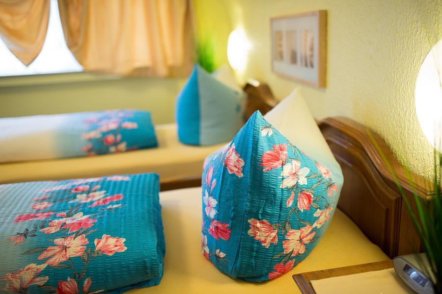 Hotel Zur Bruecke クレーフェルト エクステリア 写真